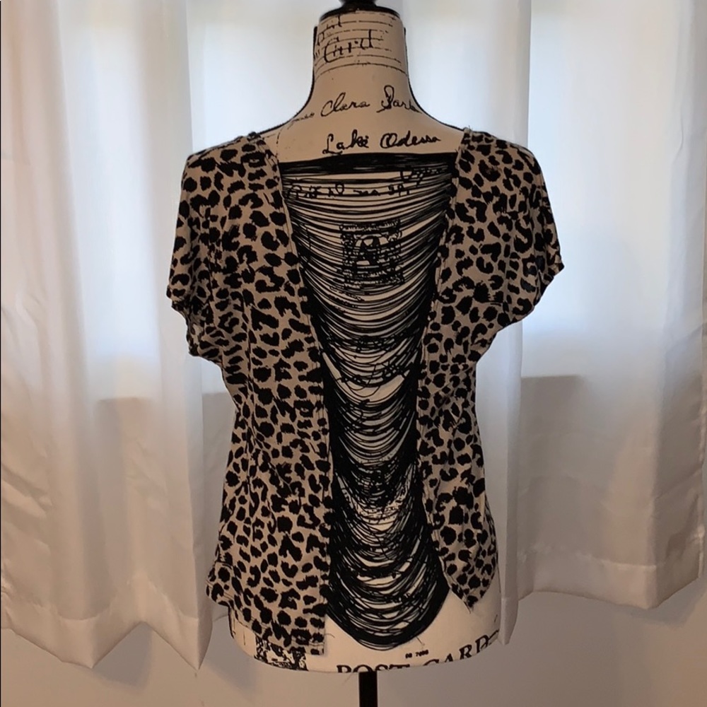 Forever 21 cheetah print top size medium